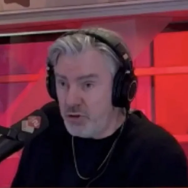 Ruud de Wild maakt vreselijk nieuws bekend en loopt weg uit radioprogramma