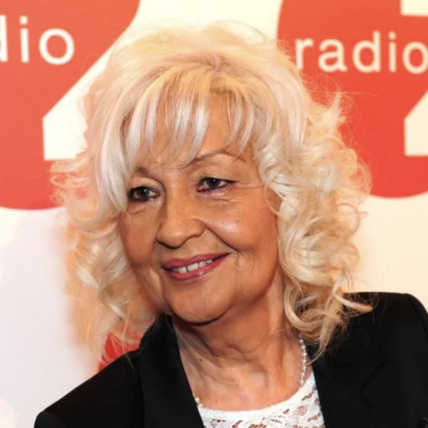 Zangeres Truus: &ldquo;Ik was doodziek en viel neer&rdquo;