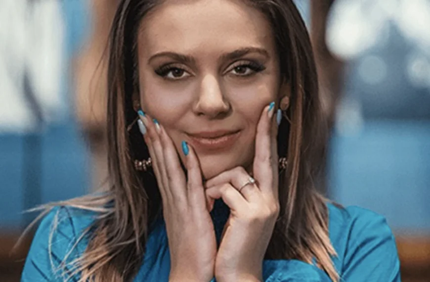 Laura Omloop stopt per direct met zingen