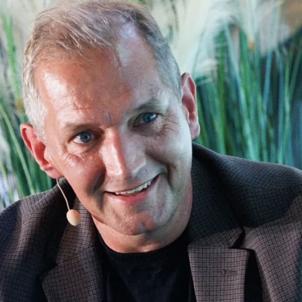 Karl Vannieuwkerke en zijn vriendin Tine hebben geweldig nieuws te melden