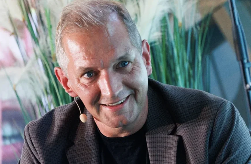 Karl Vannieuwkerke en zijn vriendin Tine hebben geweldig nieuws te melden