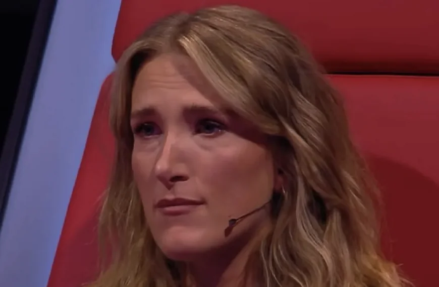Groot verdriet tijdens begin The Voice: &rdquo;Dit komt enorm hard binnen&rdquo;