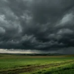 KNMI geeft heftige weerwaarschuwing uit