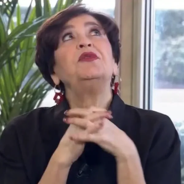 Medium Liesbeth van Dijk doet bizarre voorspelling over hoe het afloopt in Iran