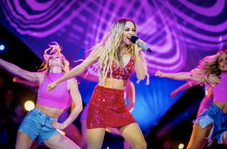 Camille verrast fans met belangrijk nieuws