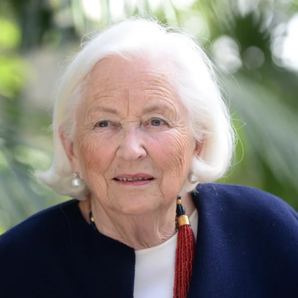 Droevig nieuws over Koningin Paola (88) &ndash; Prins Laurent is bedroefd en bevestigt dit droevige nieuws