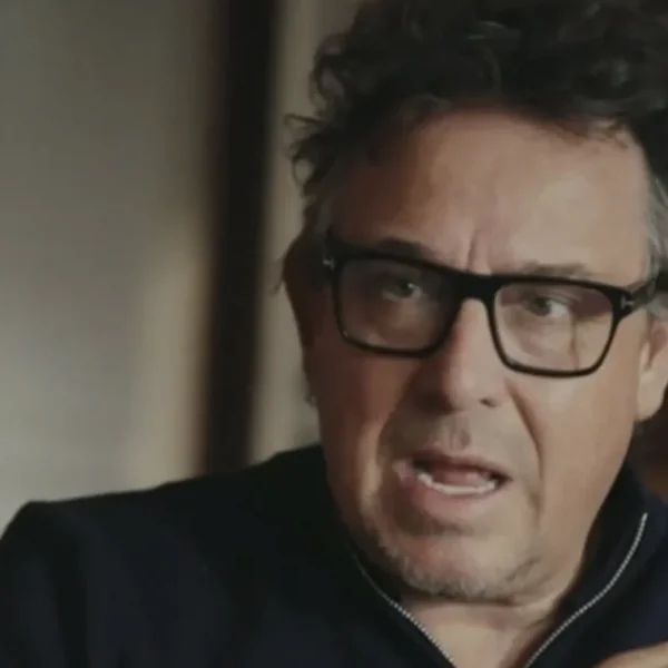 Marco Borsato ligt 5 dagen in het ziekenhuis na ongeluk: &lsquo;Gebroken ribben&rsquo;