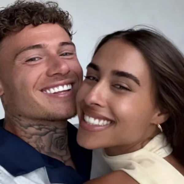 Temptation Island-Naomi zwanger tijdens opnames en ziet vriendje Jay het bed in duiken met verleidster